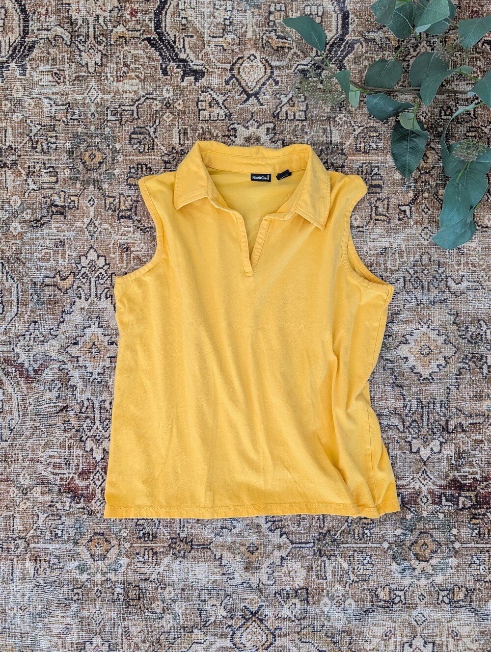 North Crest sleeveless collared shirt L